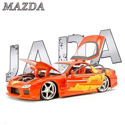 1:24 Mazda RX7