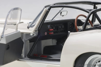 1:18 Jaguar Lightweight E-Type