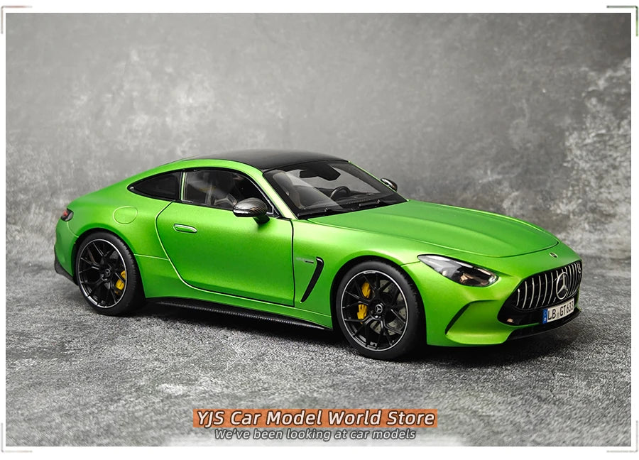 1:18 Mercedes-Benz AMG GT63