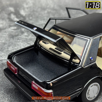 1:18 Toyota Crown MS122