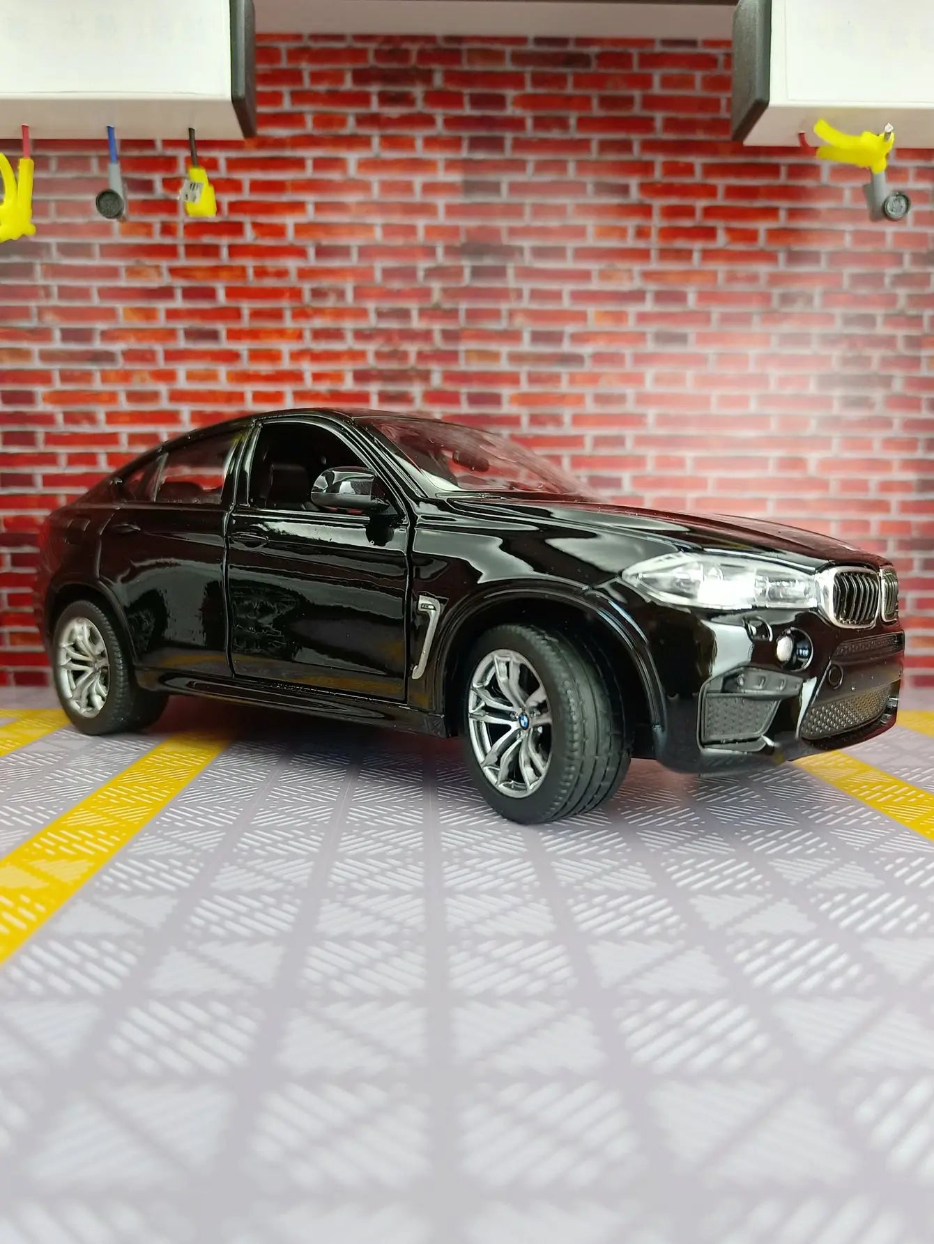 1:24 BMW X6 X6M Coupe