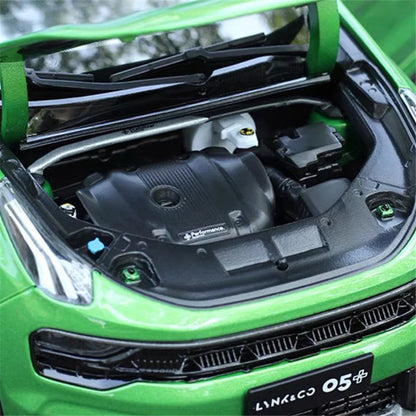 1:18 LYNK&CO 05
