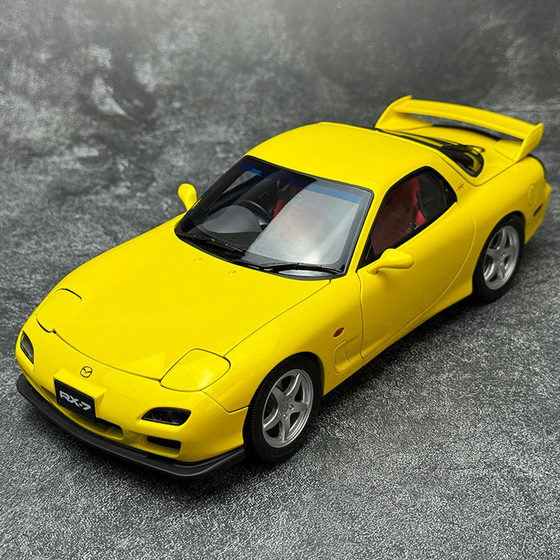 1:18 Mazda RX7 SPIRIT R