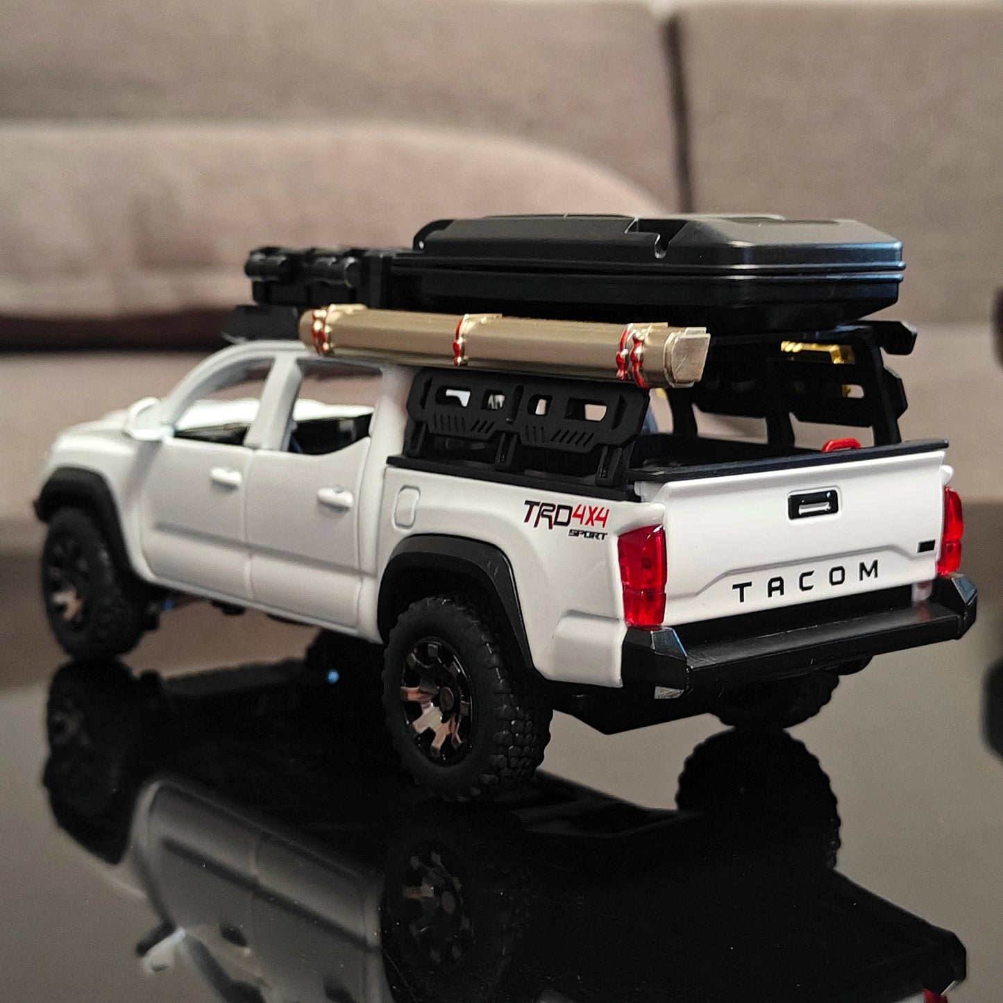 1:32 Toyota Tacoma TRO Off Road