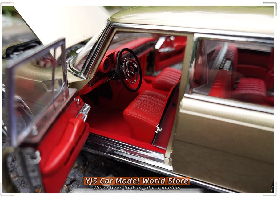 1:18 Mercedes-Benz Pullman MB 600