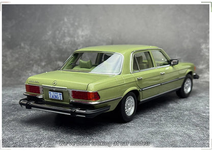 1:18 Mercedes-Benz 450 SEL