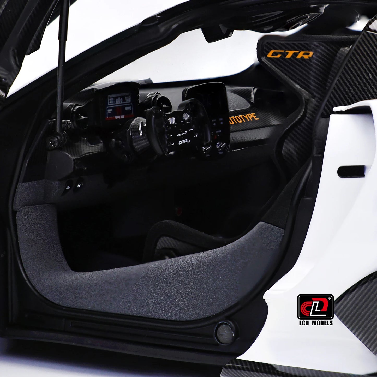 1:18 McLaren Senna GTR