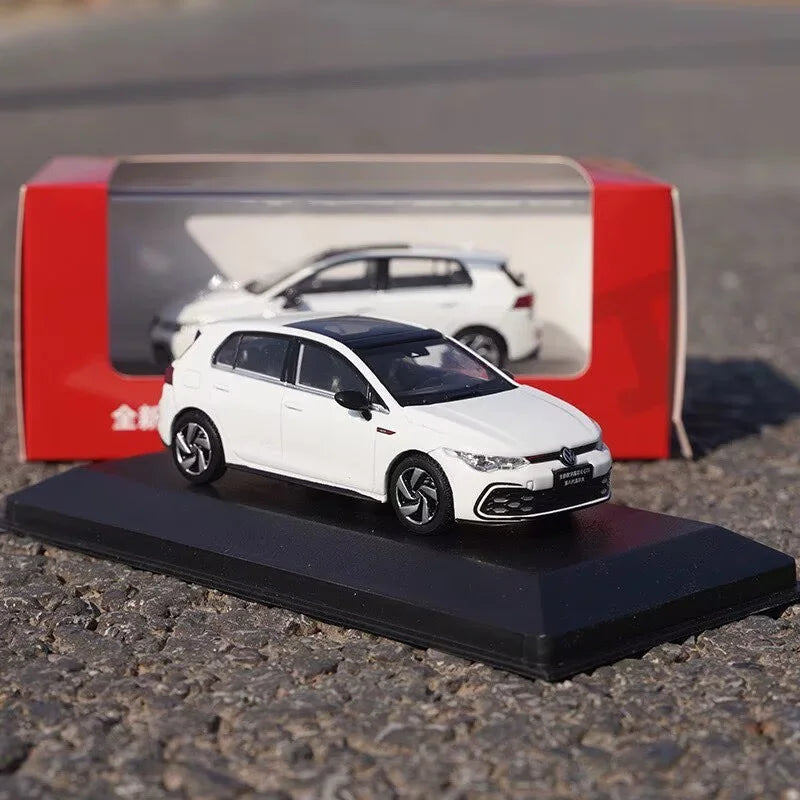 1:43 VW Golf R GTI MK8
