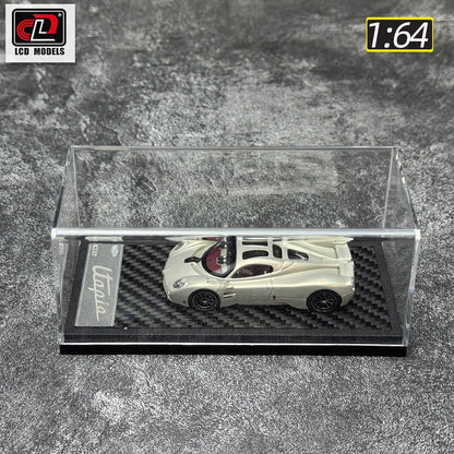 1:64 Pagani Utopia
