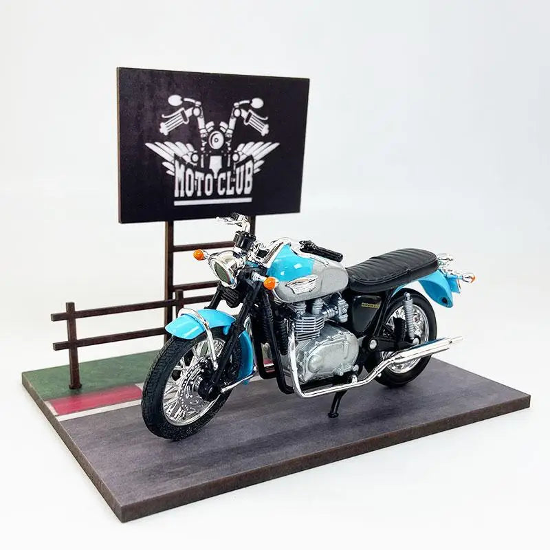 1:18 Triumph 2002 Bonneville