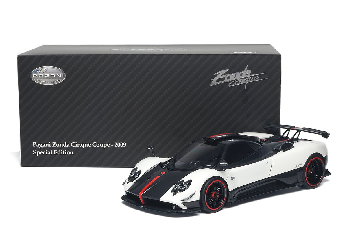 1:18  Pagani Zonda Cinque Coupe  2009