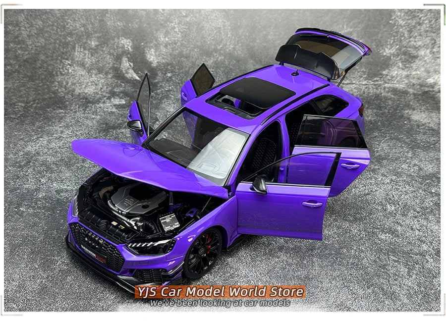 1:18 Audi RS4