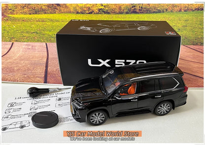 1:18 Lexus LX570