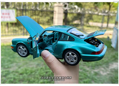 1:18 Porsche 911 964 Carrera 4 1992