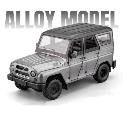 1:18 UAZ Hunter SUV