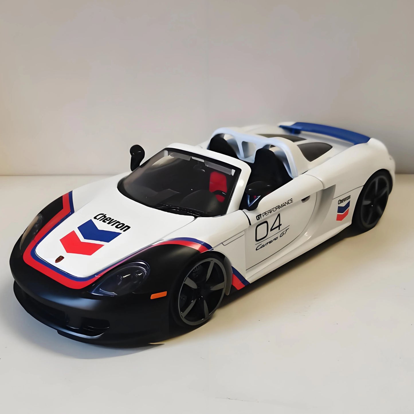 1:24 Porsche Carrera GT