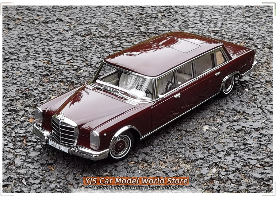 1:18 Mercedes-Benz Pullman MB 600