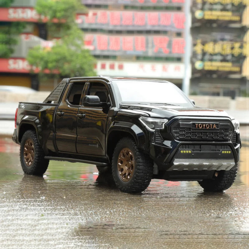 1:24 Toyota Tacoma