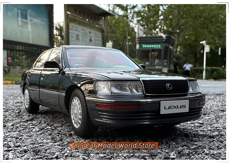 1:18 Lexus LS400