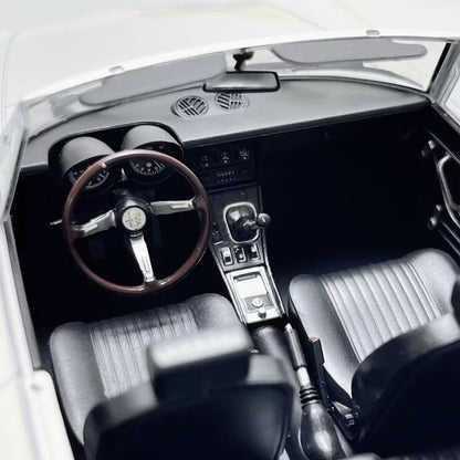 1:18 Alfa Romeo 2000 Spider