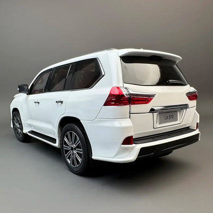 1:18 Lexus LX570