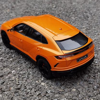 1:18 Lamborghini Urus