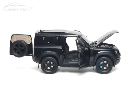 1:18 New 2020 Land Rover Defender 90