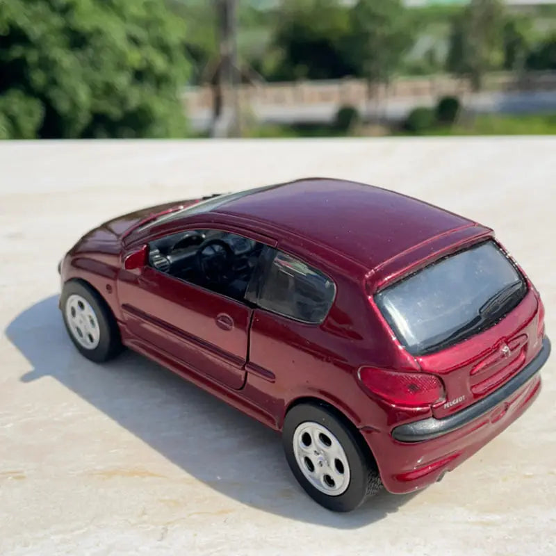 1:32 2006 Peugeot 206 Coupe
