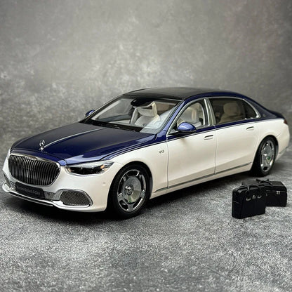 1:18 Mercedes-Benz Maybach S-Class S680 2021