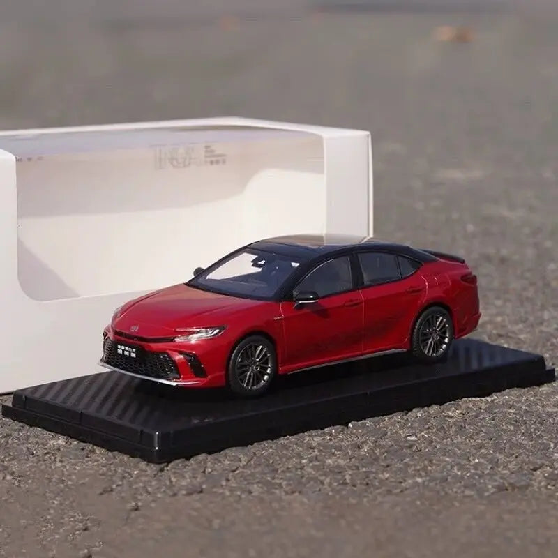 1:30 Toyota Camry LE XSE XV80 Coupe
