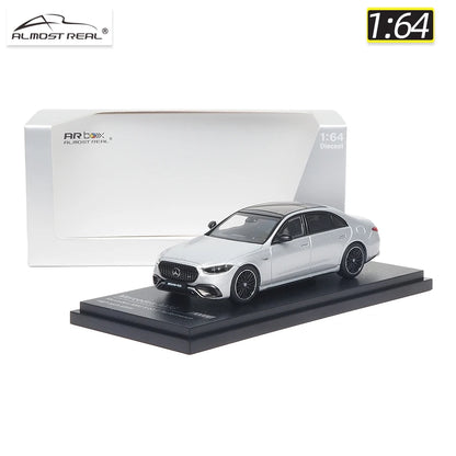 1:64 Mercedes-Benz S63 E Performance 2023