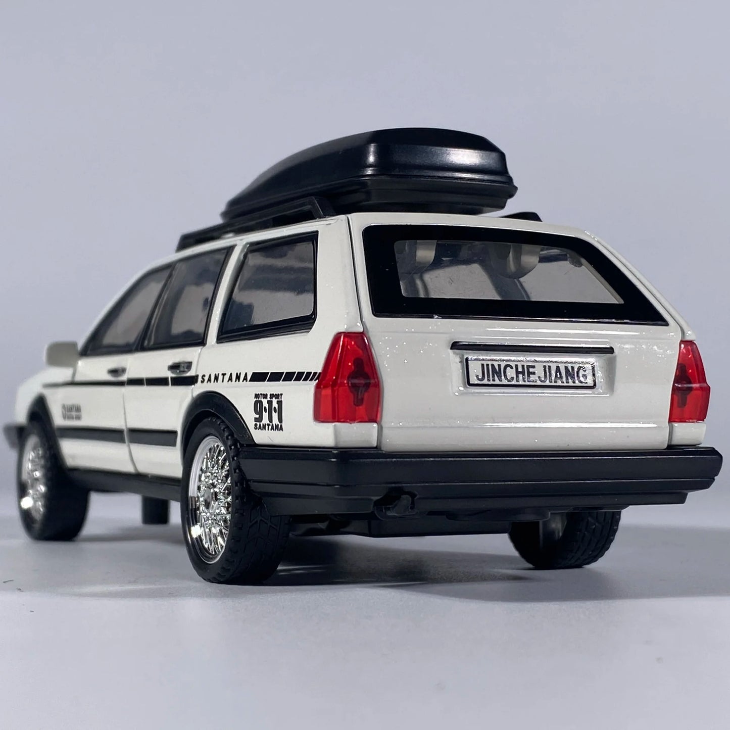 1:32 Volkswagen Santana