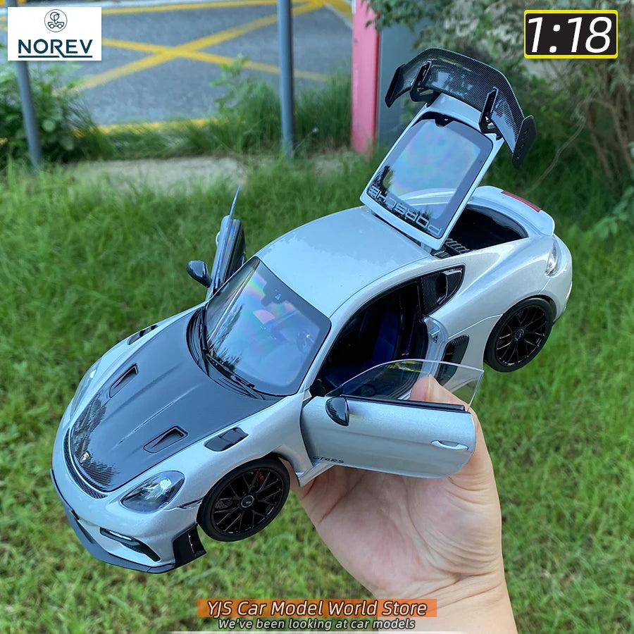 1:18 Porsche 718 Spyder RS 2023