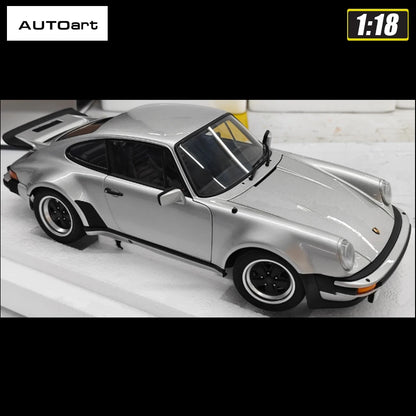 1:18 PORSCHE 911(930) TURBO 3.0