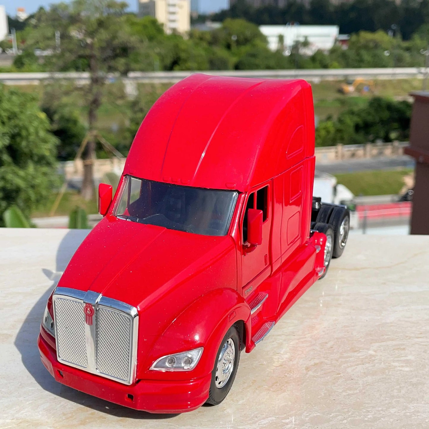 1:32 Kenworth T700  T 700
