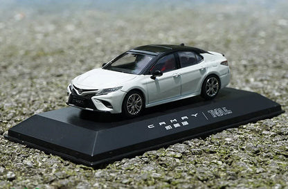 1:43 Toyota 8th CAMRY