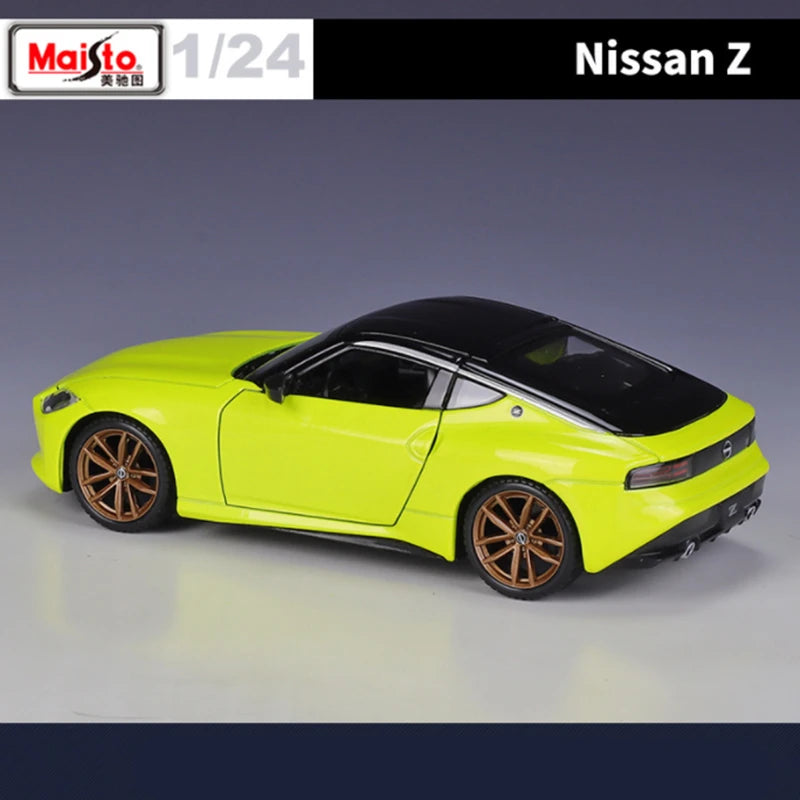 Maisto 1:24 2023 Nissan Z Alloy Sports Car Model Diecast Metal Racing Vehicle Car Model Simulation Collection Childrens Toy Gift