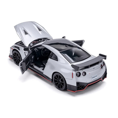 1:32 Nissan GT-R NISMO