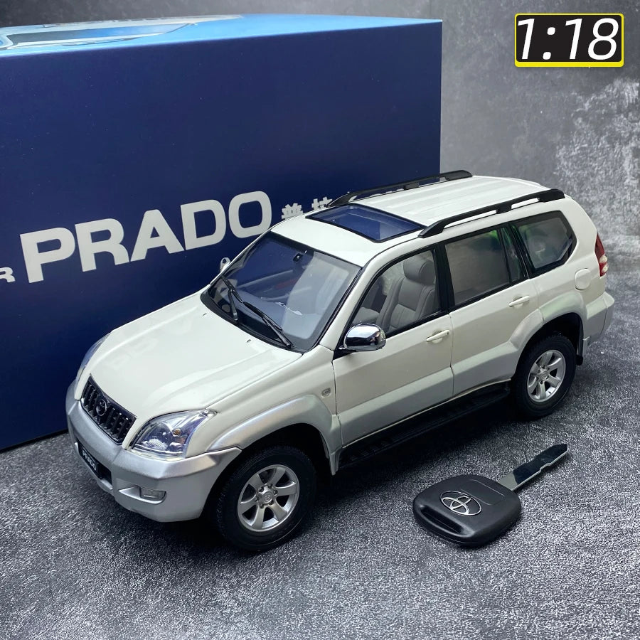 1:18 TOYOTA PRADO GX  2008