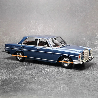 1:18 Mercedes-Benz 300 SEL