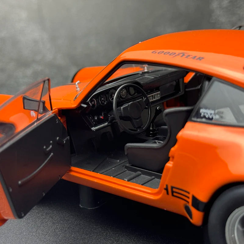 1:18 Porsche 911 RS 3.0 IROC No:4 Follmer IROC Reverside 1974