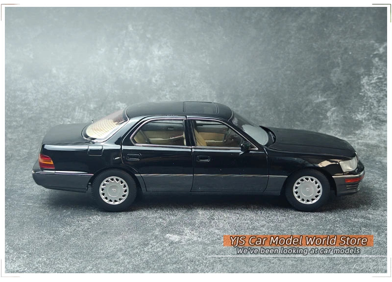 1:18 Lexus LS400