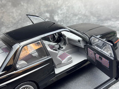 1:18 BMW M3 E30 EVO