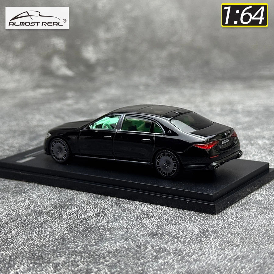 1/64 Mercedes-Benz S850 Maybach Masterpiece 2023