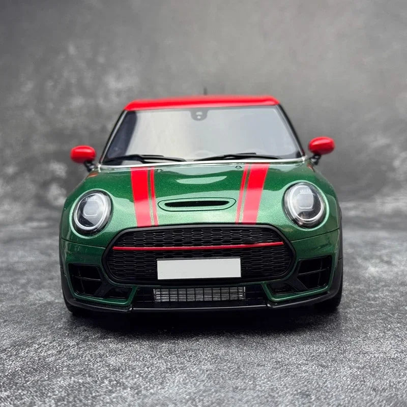 1:18 MINI COOPER CLUB F54