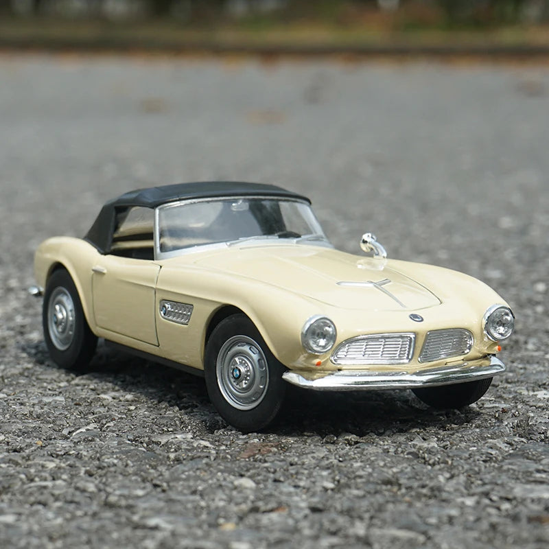 1:24 BMW 507 Convertible BMW 507 Soft-Top 1956 Classic