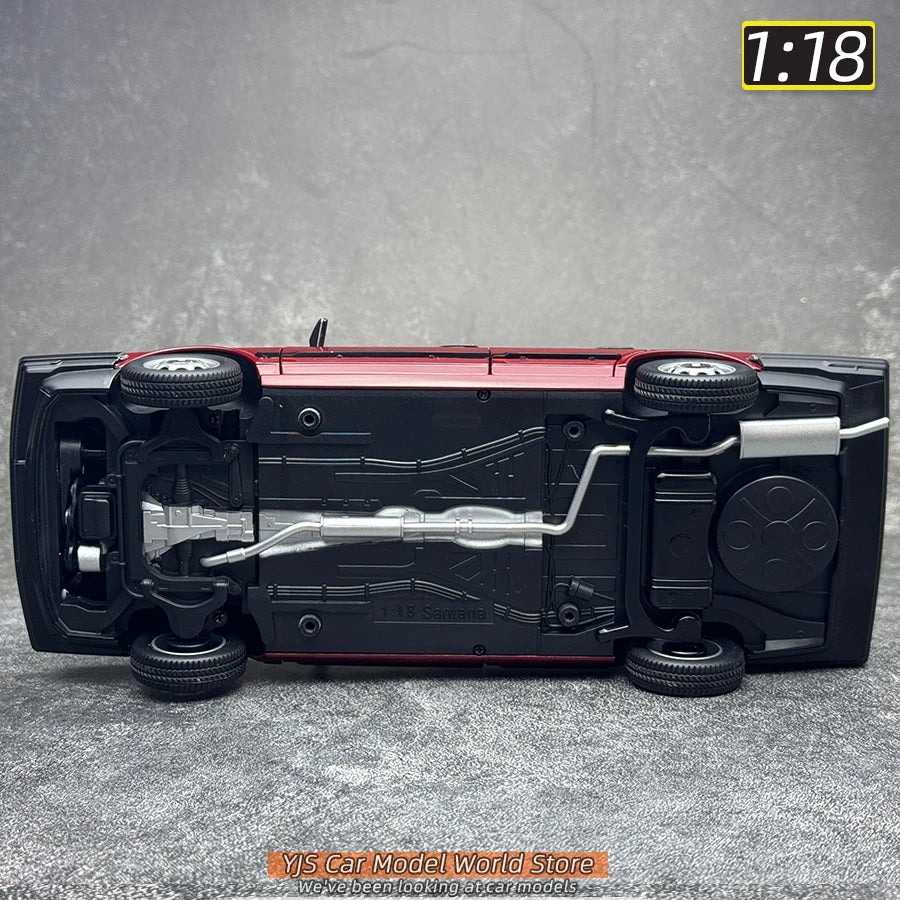 1:18 Volkswagen1983 Santana B2