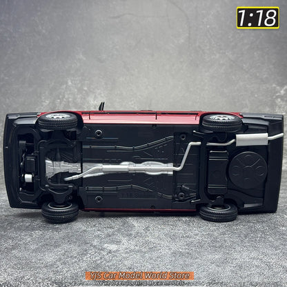 1:18 Volkswagen1983 Santana B2