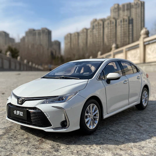 1:18 Toyota Corolla