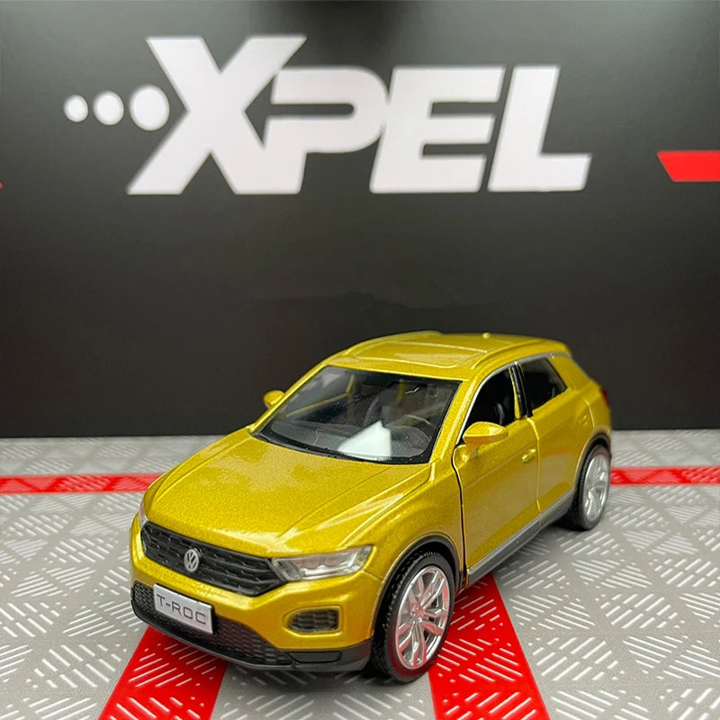 1:36 Volkswagen T-ROC